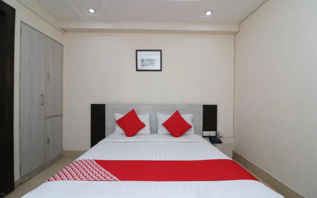 Hotel Mandiram