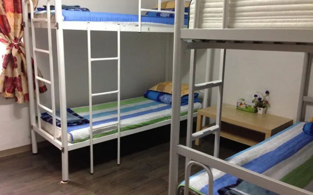Amuse Guest House - Hostel