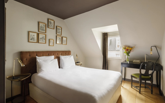 Alberts Hotel (ex Angely)