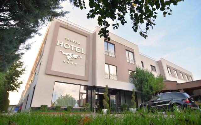 Отель Stela City Center Албания, Тирана - отзывы, цены и фото номеров - забронировать отель Stela City Center онлайн вид на фасад