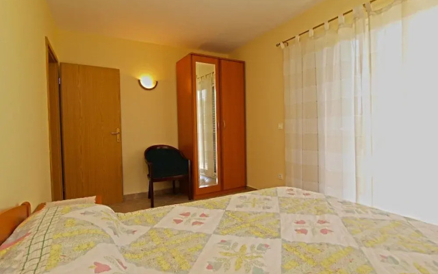 Apartment 1094