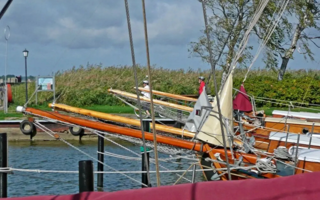 Hausboot in Barth am Barther Bodden