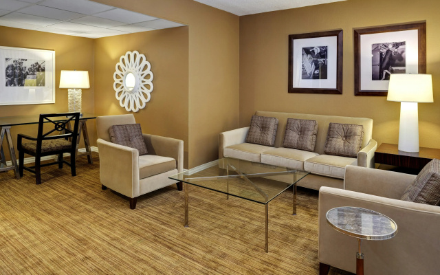 Hilton St. Louis Airport