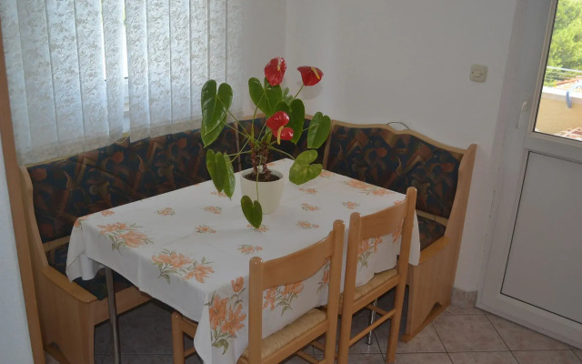 Apartment Suzane - terrace and sea view A-Doris Postira, Island Brac