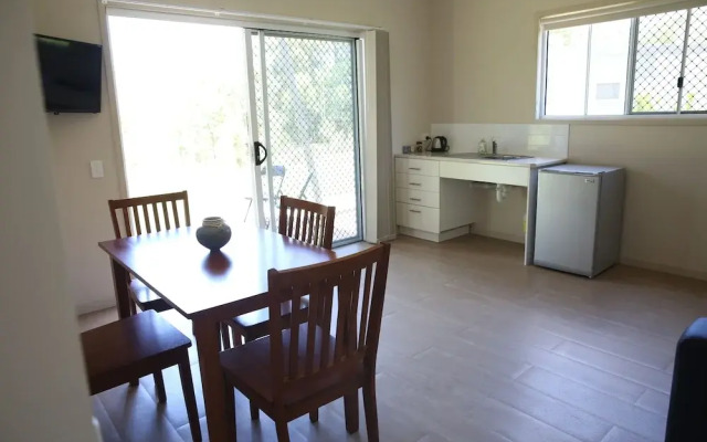 Honeybee Country Accommodation