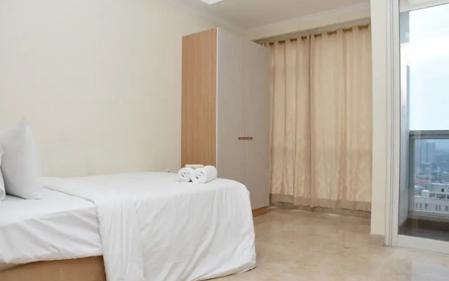 Stunning and Comfy Studio at Menteng Park Apartment