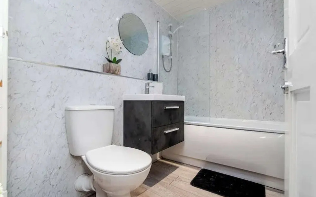 The Pitcairn Residence - 3 Bedroom House