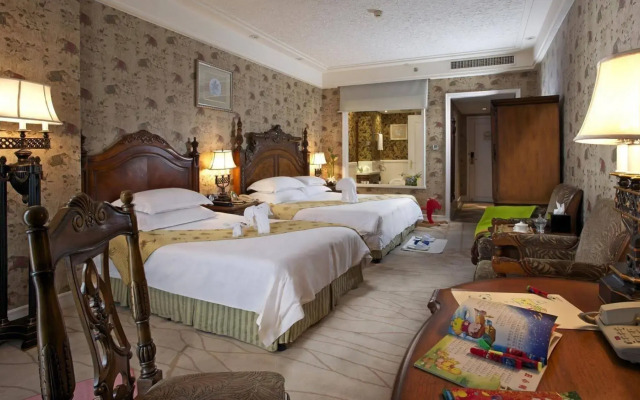 Hangzhou The First World Hotel
