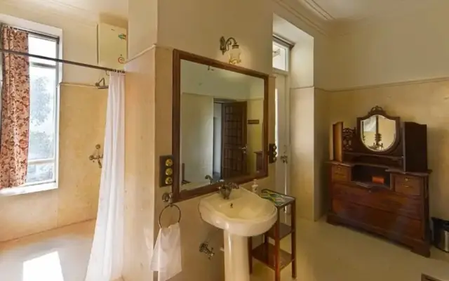 Altus Luxury Homestay