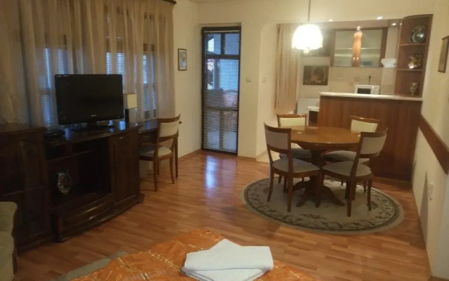 Petkov Family Hotel