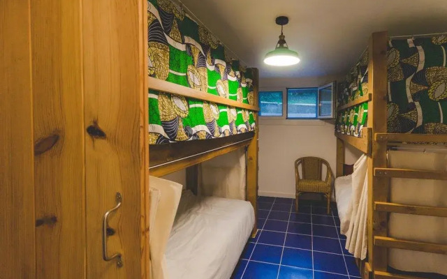 Joyu Surf Shack