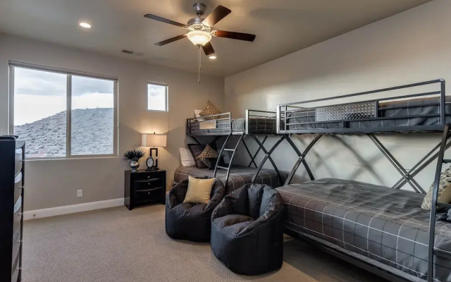 Golfers Dream 4 Bedroom Apts by Redawning