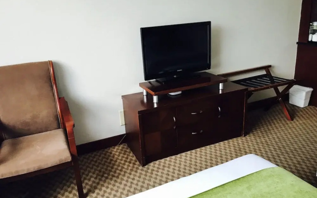 Hangzhou Qiandaohu Waigaoqiao Hotel