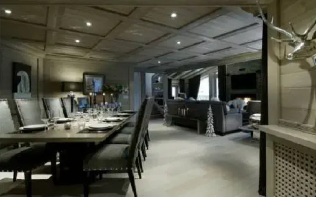 Chalet White Pearl