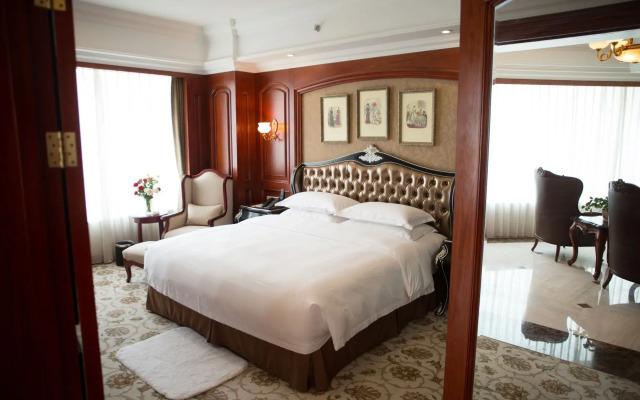 Enrichee Gloria Plaza Hotel Qingdao