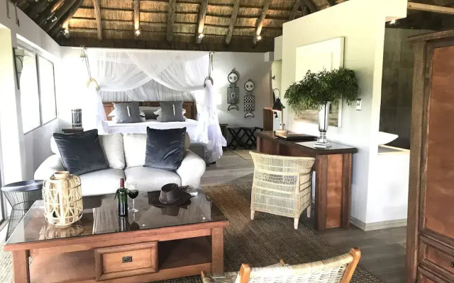 Karongwe River Lodge