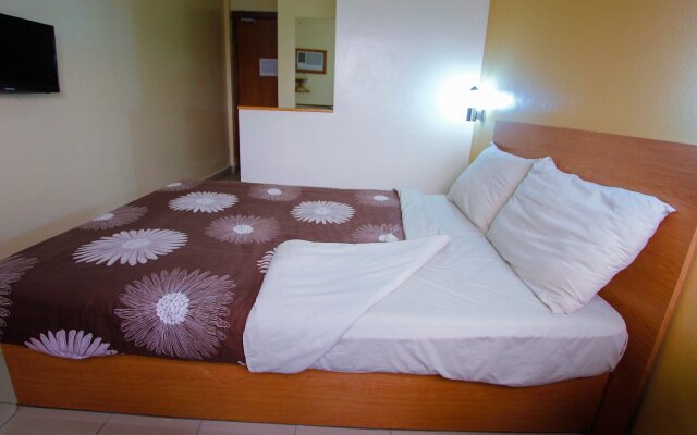 The Travel House Budget Hotels in Ikeja, Nigeria from 97$, photos, reviews - zenhotels.com guestroom