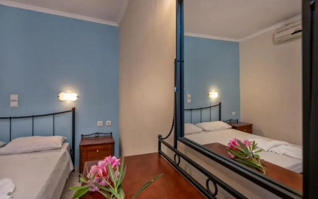 Tsiolis Studios & Apartments