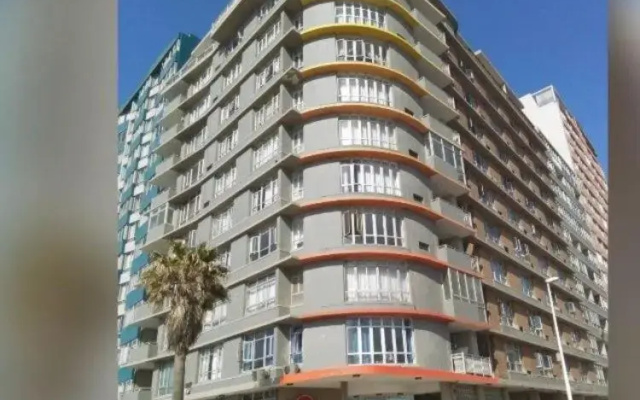 Tenbury Beach Apartment