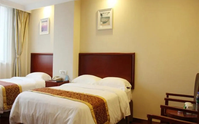 GreenTree Inn Yan an Luochuan Fuqian Street Express Hotel