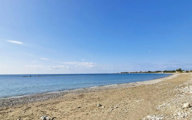 Shanti Paphos Holiday House