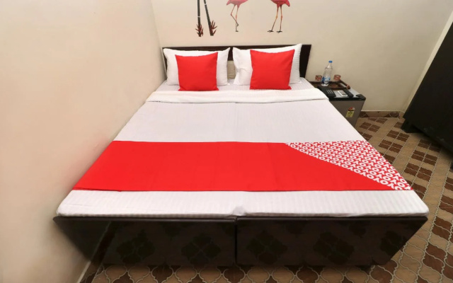 OYO 24992 Shiv House