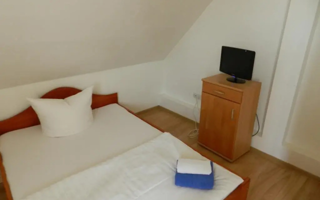 arcus Hotel