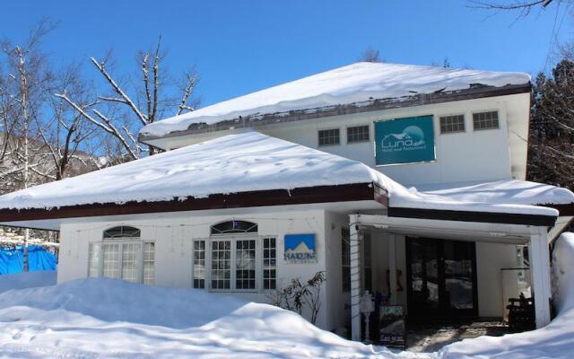 Hakuba Luna Hotel Хакуба вид на фасад