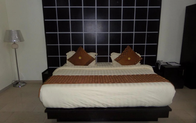 Galpin Suites Hotel