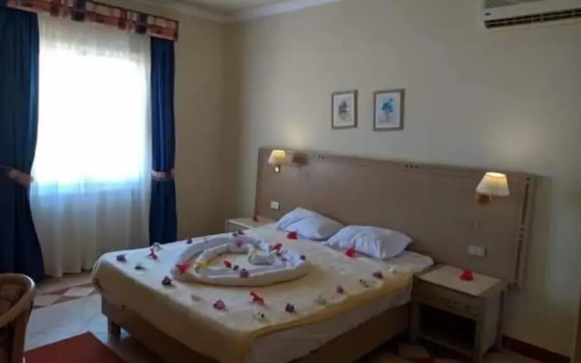 Royal Beach Resort