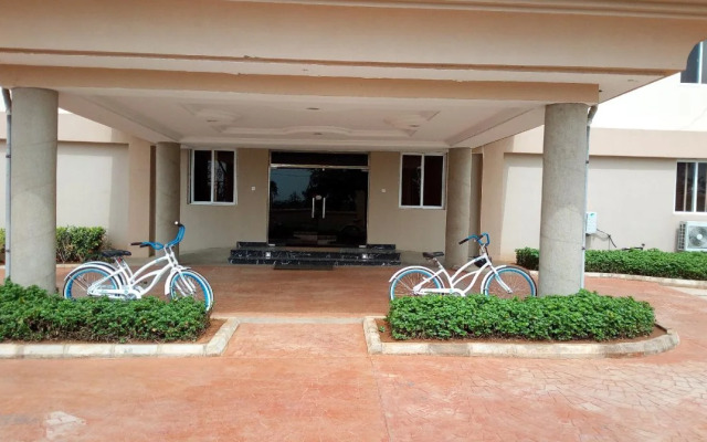 Yewa Frontier Hotel