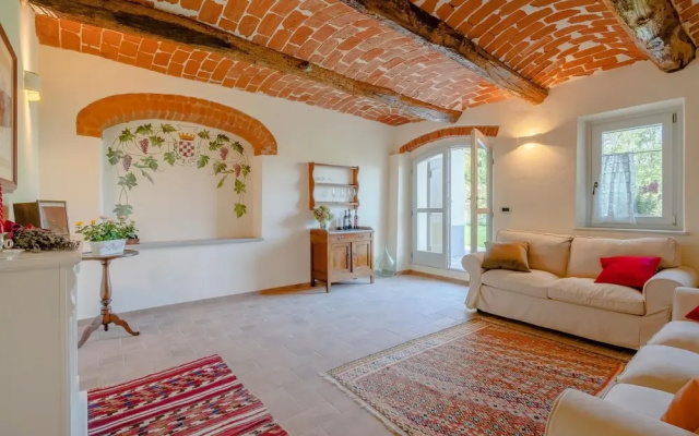 Amazing Home in Ferrere With Wifi and 1 Bedrooms