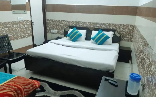 Goroomgo Hotel Ishan Katra