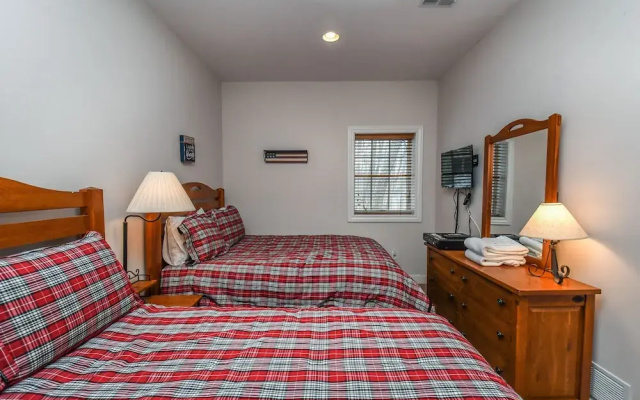 Friday's Escape 7 Bedroom House