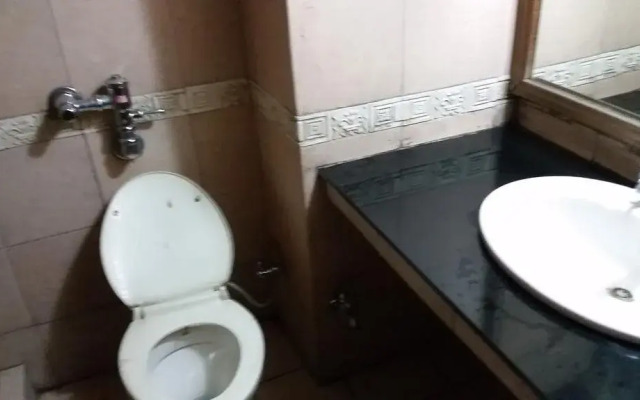 ZO Amar Sector 17 Isbt