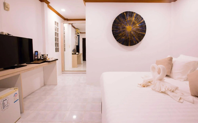 Sunset Beach Hotel - Adults Only