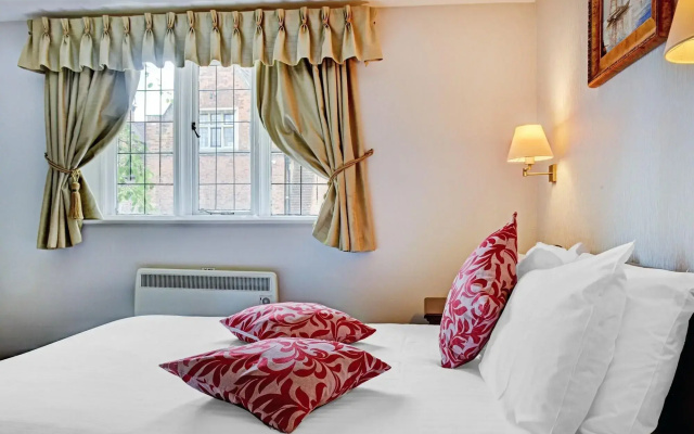 Dovecote Hotel