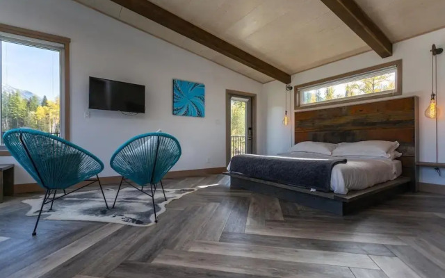 Blackstone B&B