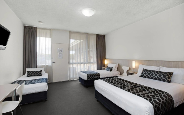 Adelaide Road Motor Lodge