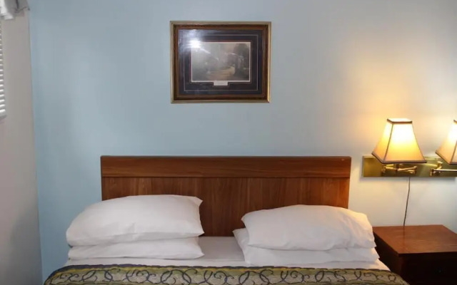 River Road Motel