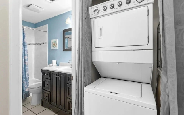 Tradewinds Condominium #25