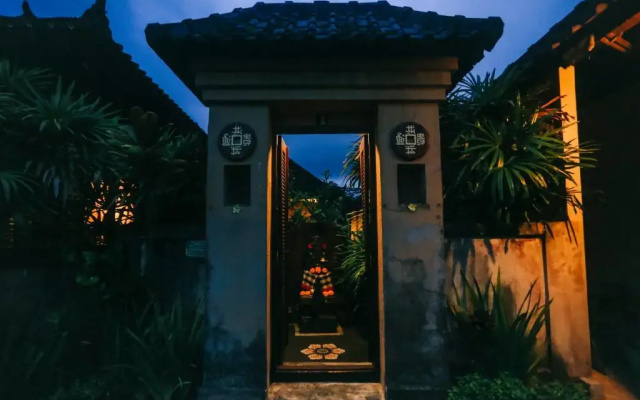 Puri Arta Villa