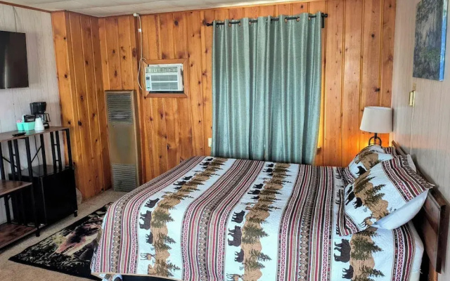 Big Sky Motel