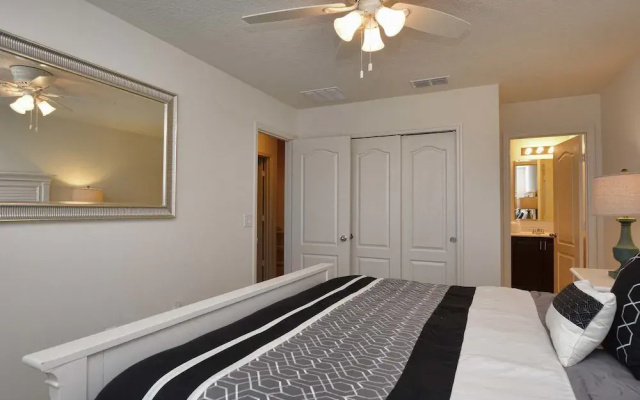 Compass Bay- 4 Bedroom Townhome- 1950CY