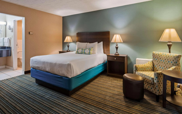 Best Western Woodhaven Inn