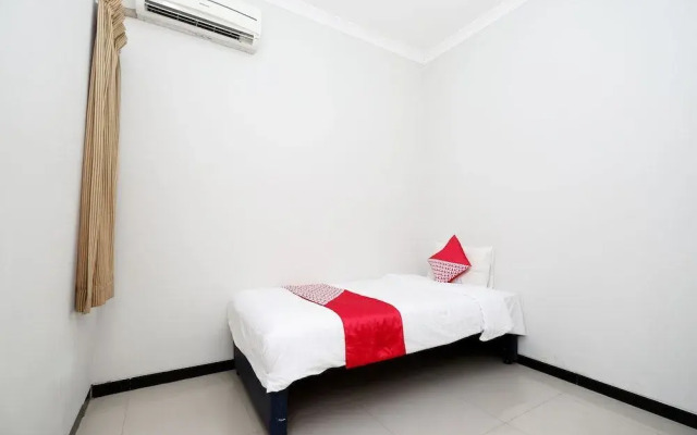 SPOT ON 1800 Ed Ed Residence
