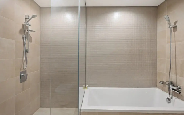2501-Bloomfields Luxurious 3BR  West Res