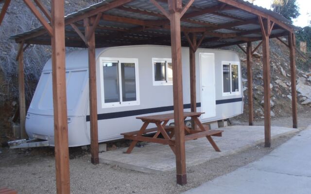 Отель Oasis Country Park вид на фасад