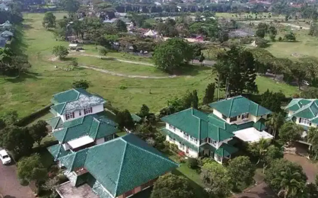 Puncak Resort Villa by Aryaduta