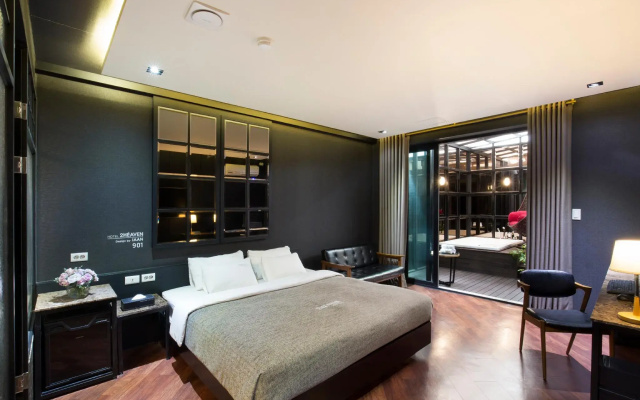 2 Heaven Hotel